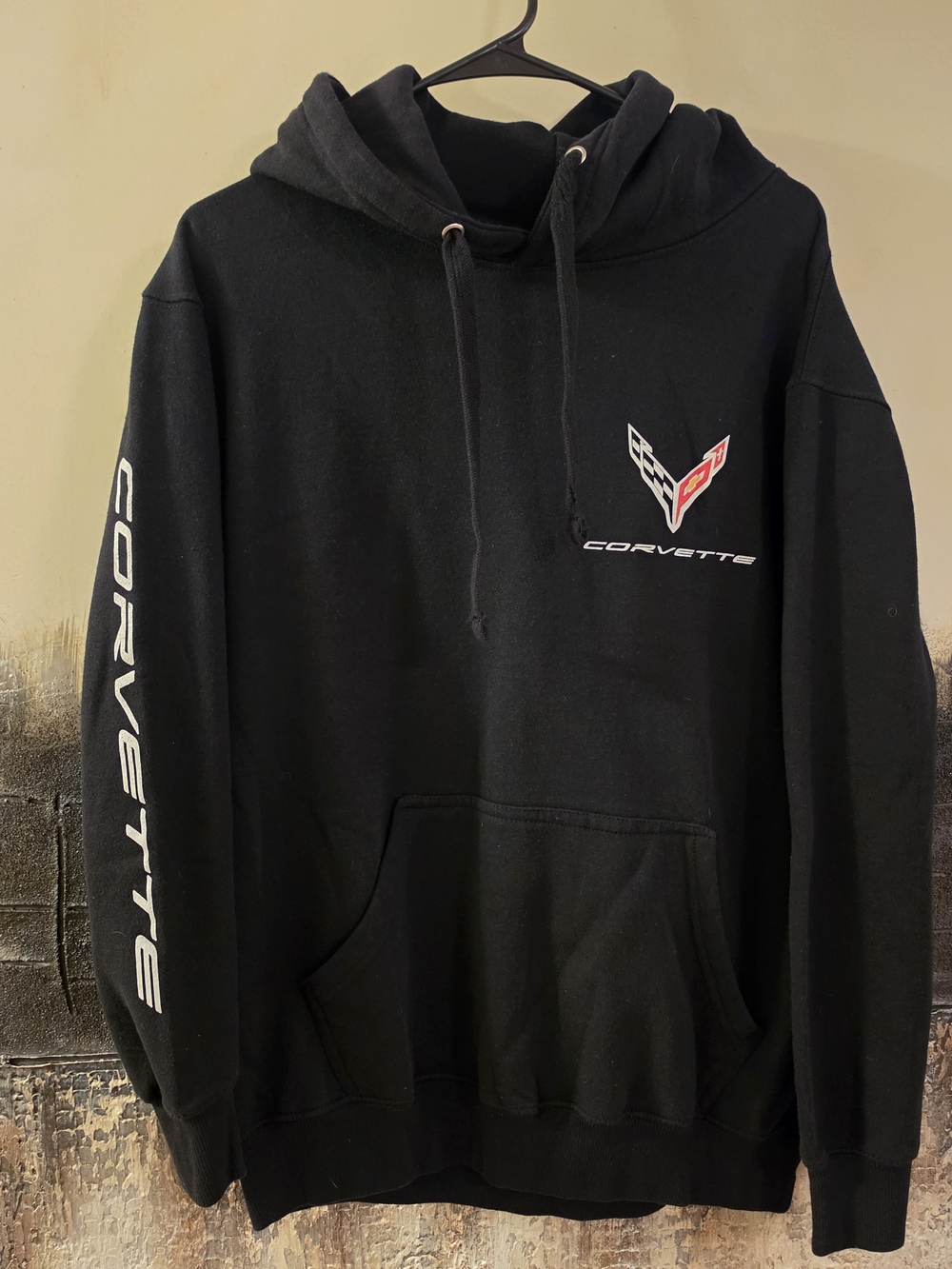 NWOT GM Corvette Logo Black Pullover Hoodie - Men's Branded Sweatshirt
